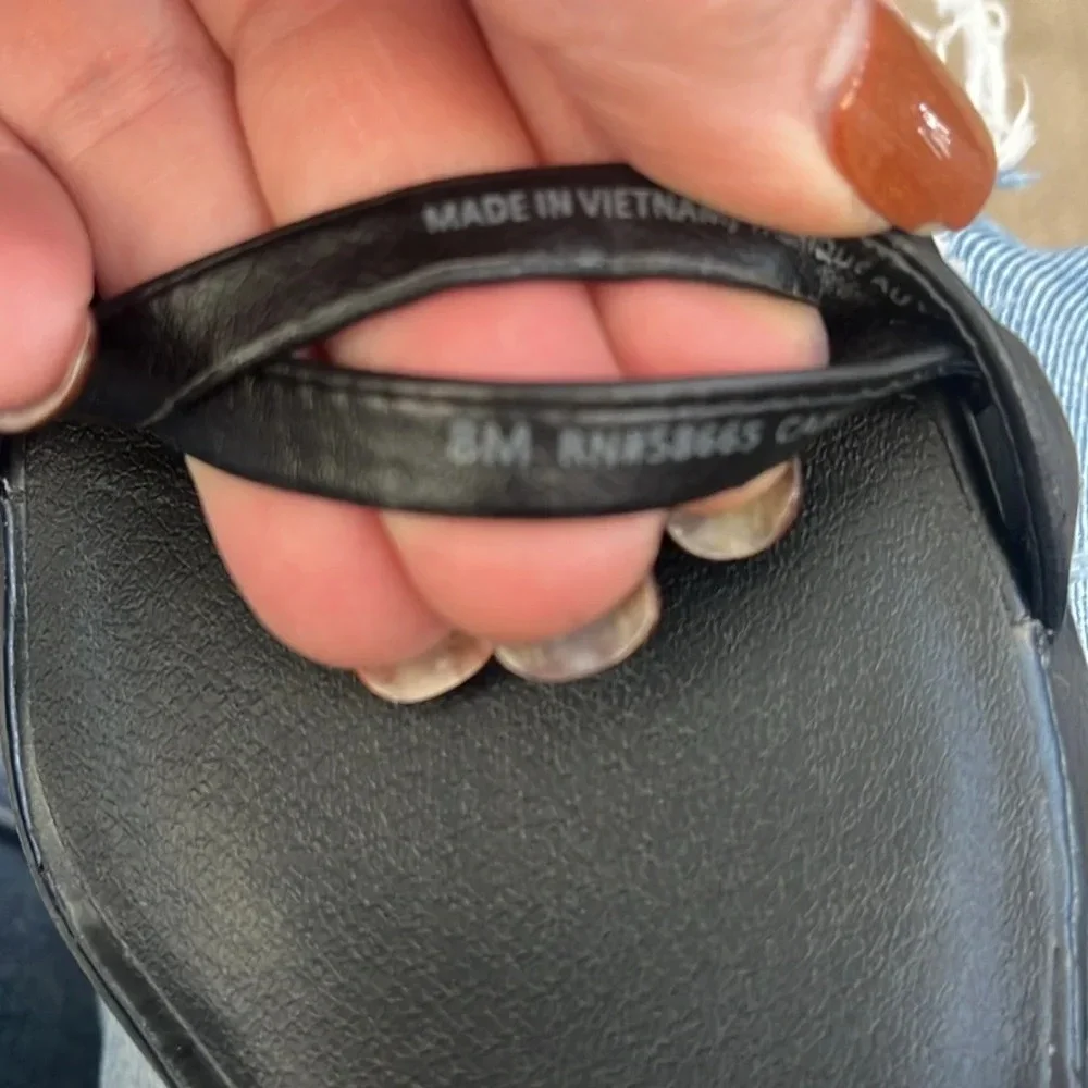 Nordstrom Caslon Square Toe Wedge Sandal in Black NWOT-Size 8